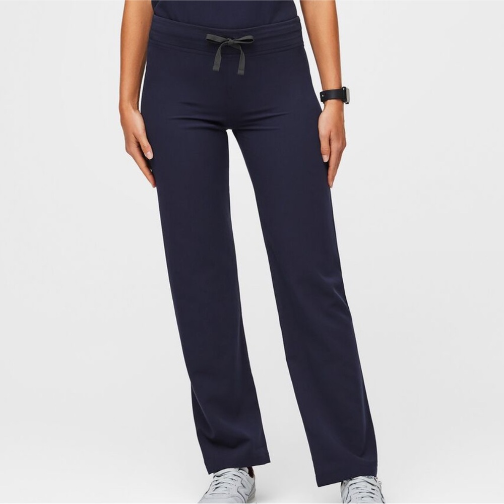 Figs Livingston Basic Scrub Pants